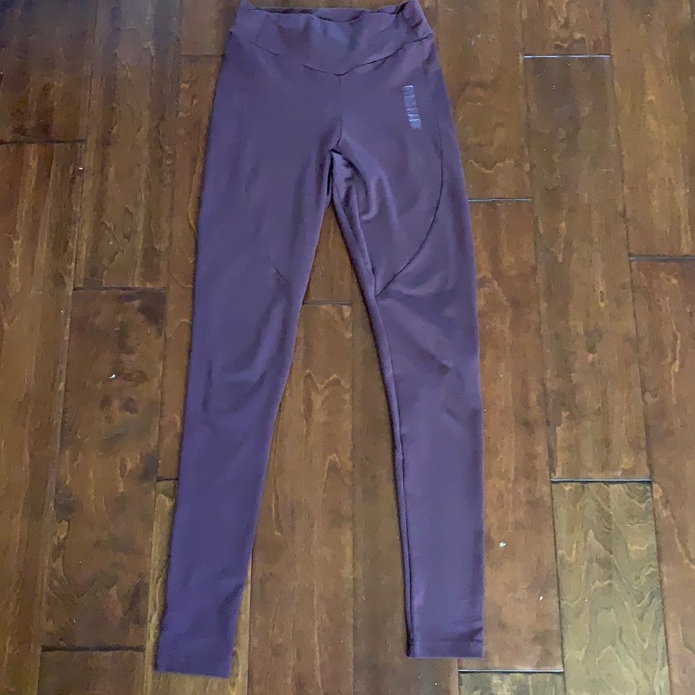 Plum GYMSHARK leggings size Small